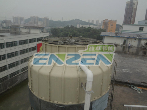 在運(yùn)行的無(wú)電機(jī)水塔